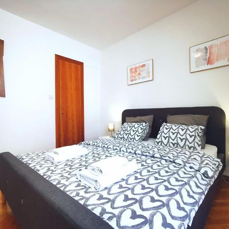 ספליט One Bedroom Apartment In The Old Town מראה חיצוני תמונה