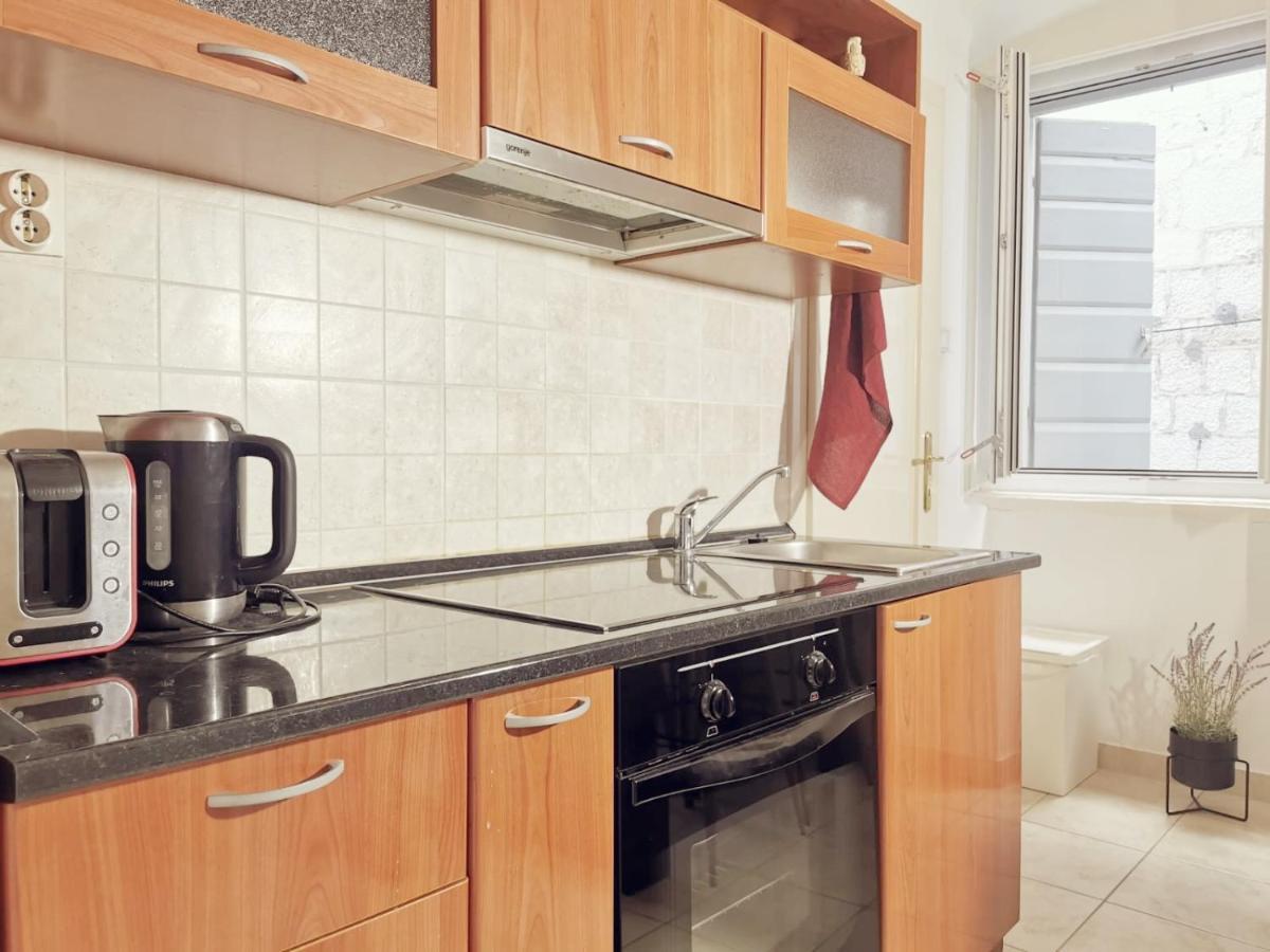 ספליט One Bedroom Apartment In The Old Town מראה חיצוני תמונה